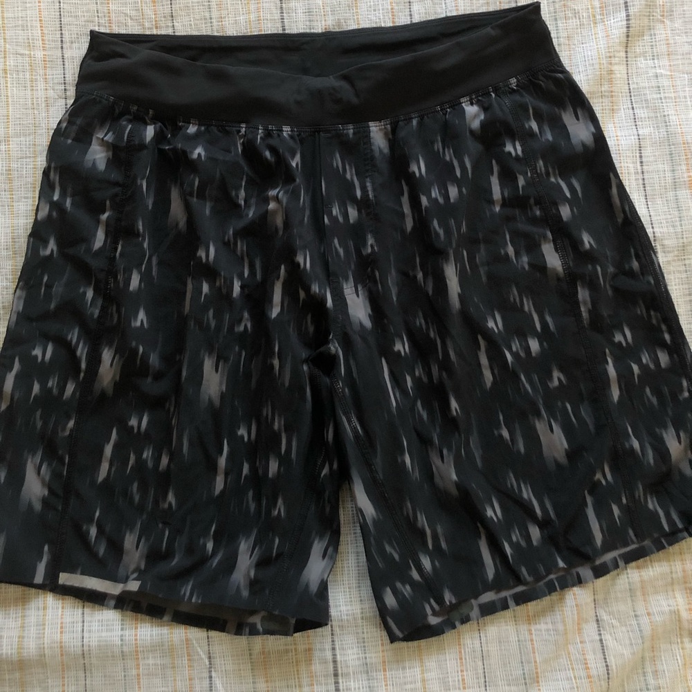 Men’s Lululemon Short 9” Inseam